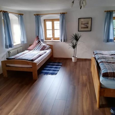 Ferienwohnung Gaertner Флинтсбах Екстериор снимка