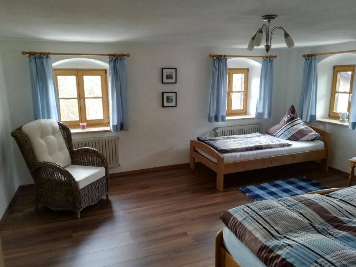 Ferienwohnung Gaertner Флинтсбах Екстериор снимка